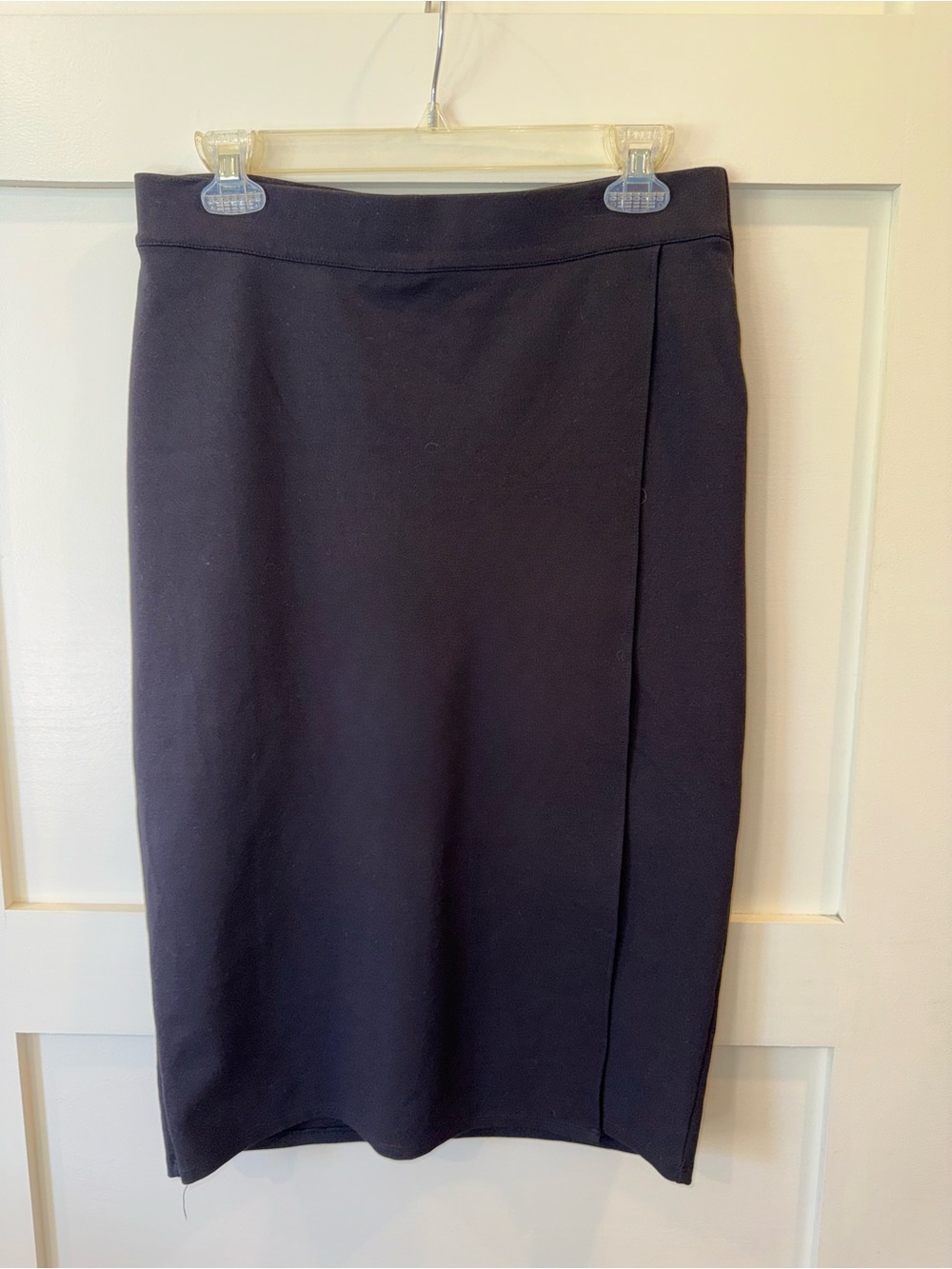 Liz Claiborne Black Ponte Pencil Skirt